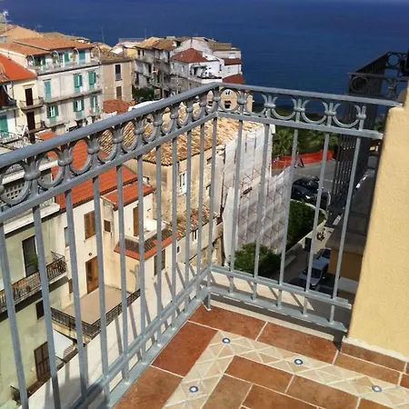 Appartamento Historic Tropea, Spacious W/ Views *