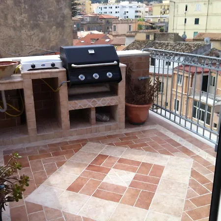 Historic Tropea, Spacious W/ Views 아파트 *
